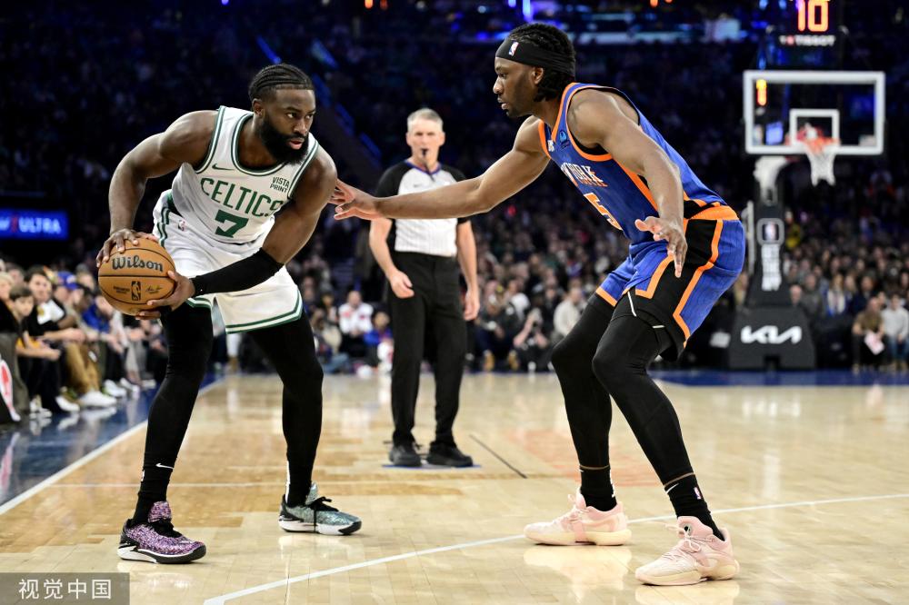 是年轻球员 是年轻球员