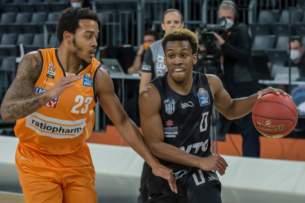 不欢而散 不欢而散